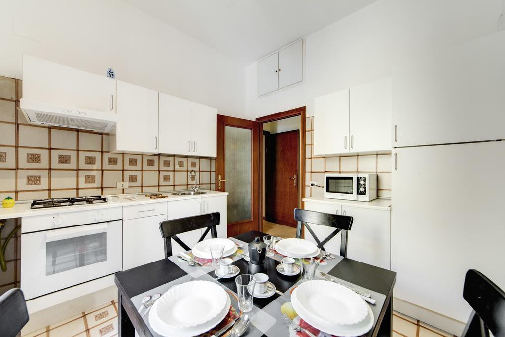 Apartment Colosseo Rome Chambre photo
